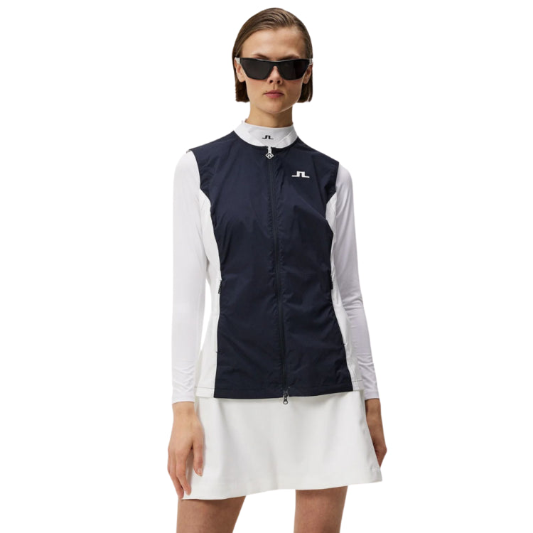 Thorine J.Lindeberg sleeveless jacket