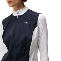 Thorine J.Lindeberg sleeveless jacket