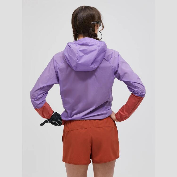 W Vislight Wind Peak Performance Windbreaker