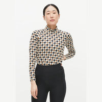 Elle Base Layer
