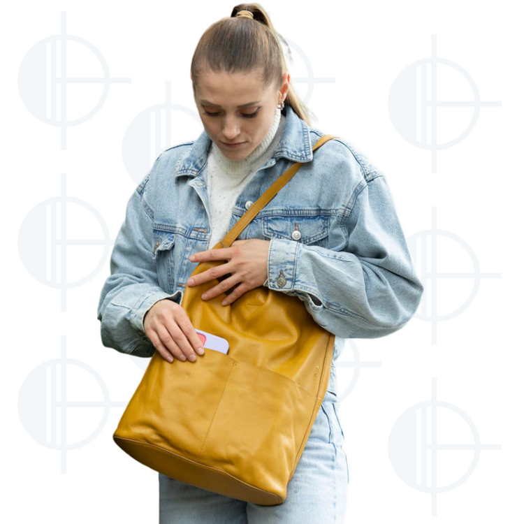 Sac à main en cuir Lila Pocket Tote Risa Vancouver