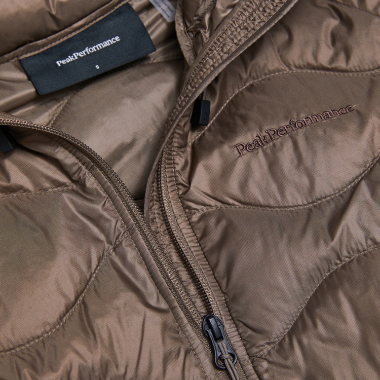 Manteau Helium Down Hood W Peak Performance